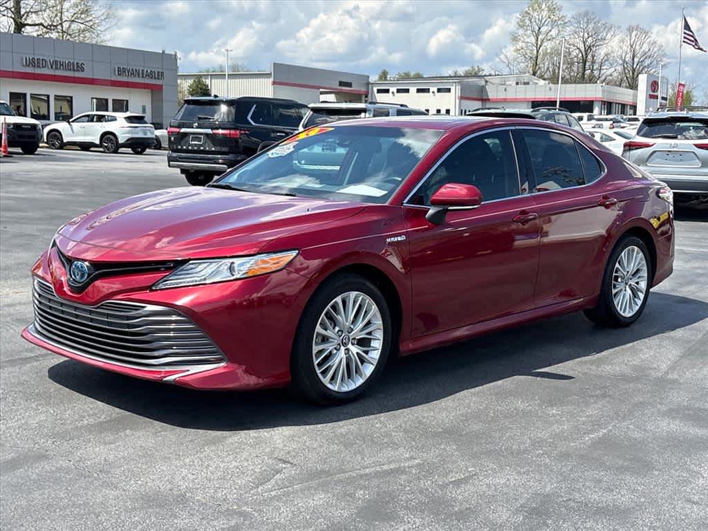 Used 2019 Toyota Camry XLE w/ Sunroof Package FWD image 27