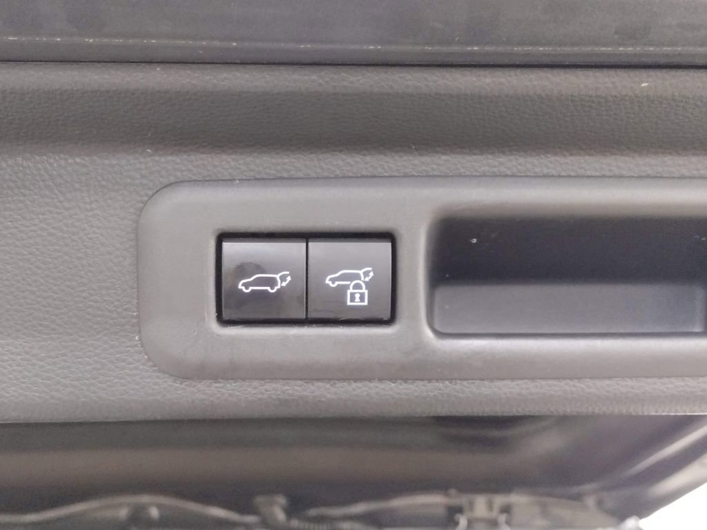 Used 2023 Toyota Sequoia Limited w/ TRD Off-Road Package AWD/4WD image 19