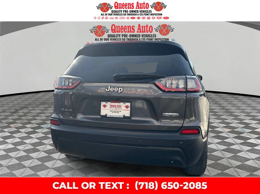 Used 2019 Jeep Cherokee Latitude Plus w/ Cold Weather Group image 5