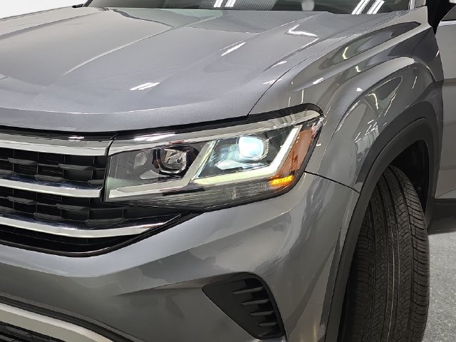 Used 2023 Volkswagen Atlas SE w/ Black Wheel Package AWD/4WD image 30