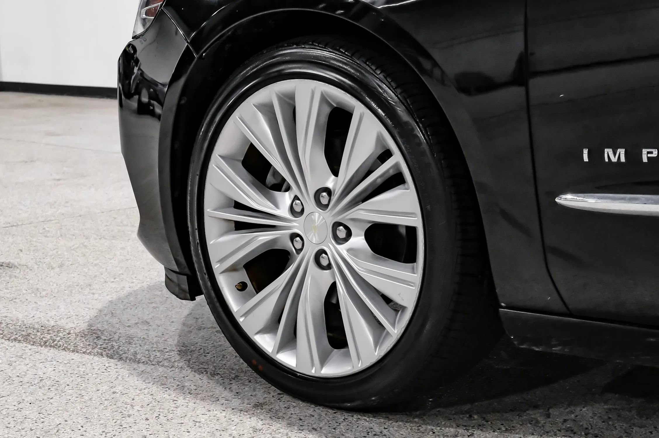 Used 2015 Chevrolet Impala LTZ image 61