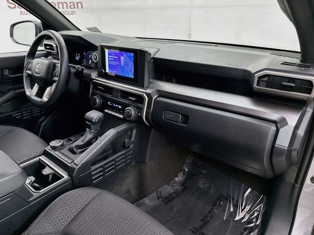 Used 2025 Toyota 4Runner SR5 RWD image 28