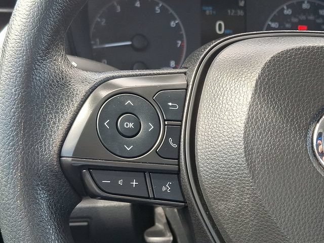 Used 2025 Toyota Corolla LE FWD image 18