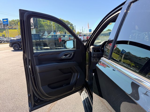 Used 2021 Chevrolet Tahoe LS AWD/4WD image 23