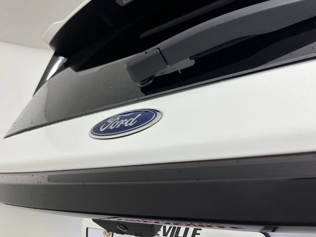 Used 2025 Ford Explorer ST AWD/4WD image 12