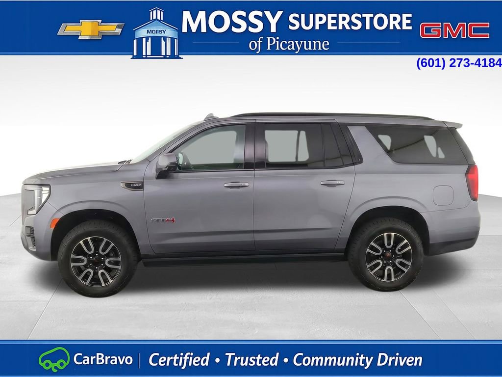 Used 2022 GMC Yukon XL AT4 w/ AT4 Premium Plus Package AWD/4WD image 8