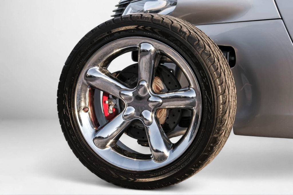Used 2001 Chrysler Prowler RWD image 41