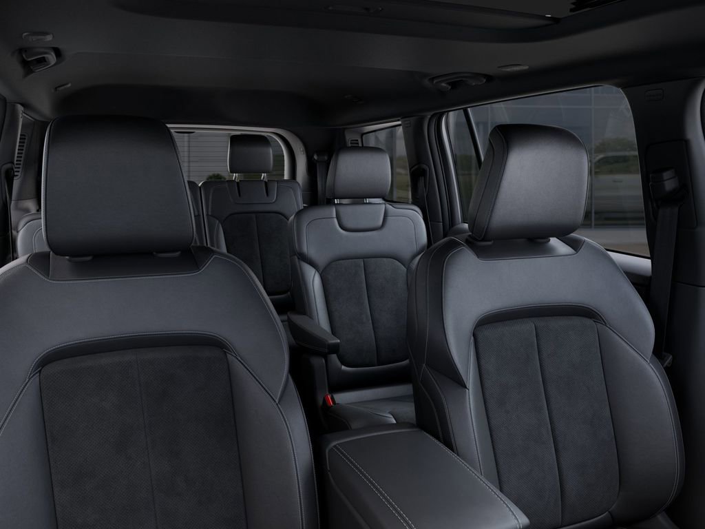New 2025 Jeep Grand Cherokee L Altitude AWD/4WD image 26