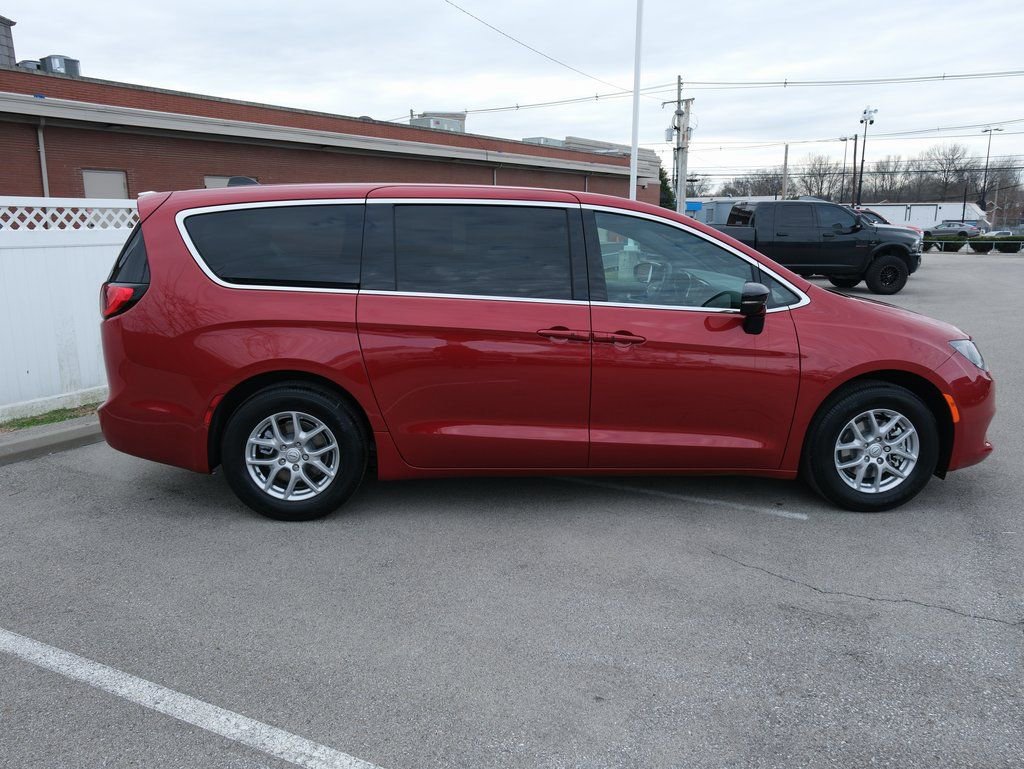 New 2026 Chrysler Voyager LX FWD image 2