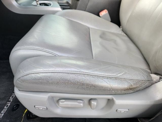 Used 2016 Toyota Sequoia Limited w/ Safety & Convenience Package RWD image 22