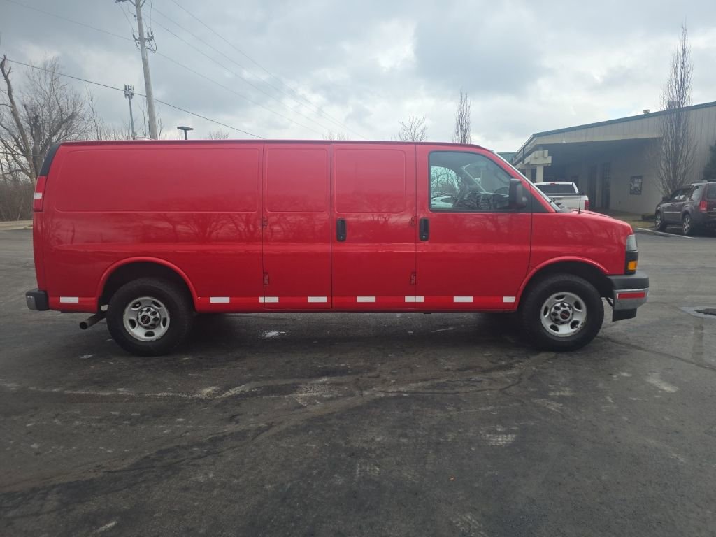 Used 2020 GMC Savana 2500 Extended w/ Driver Convenience Package image 11