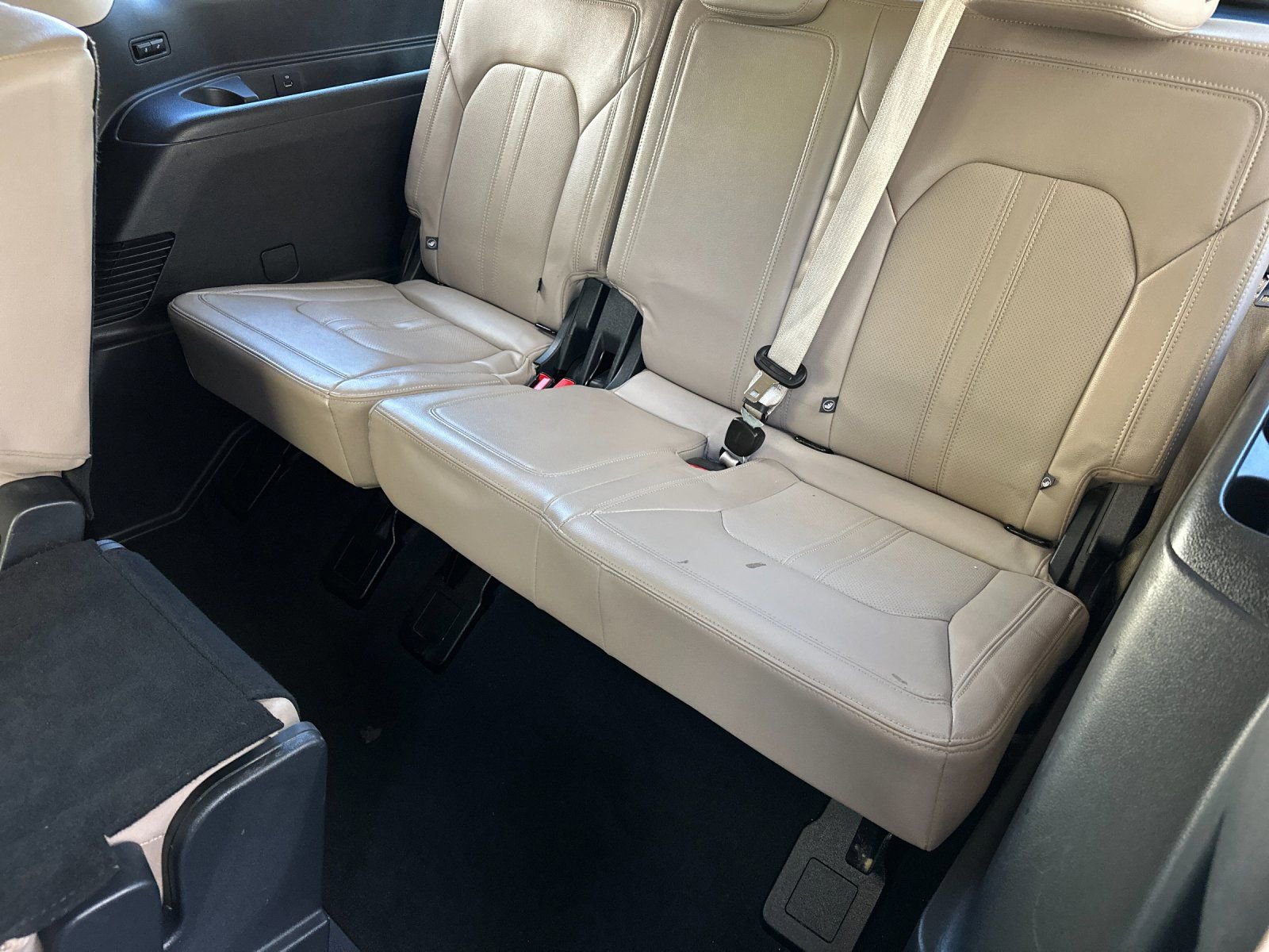 Used 2024 Ford Expedition Max Limited image 18