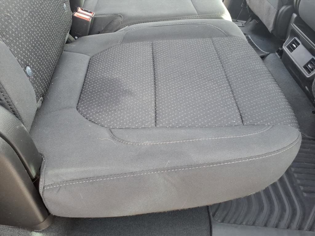 Used 2023 Chevrolet Silverado 2500 Custom w/ Custom Convenience Package image 19