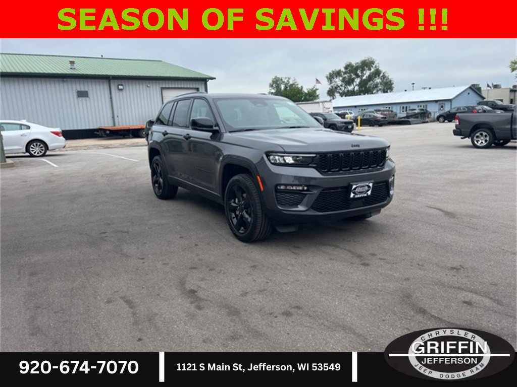 New 2025 Jeep Grand Cherokee Limited w/ Black Appearance Package image 5