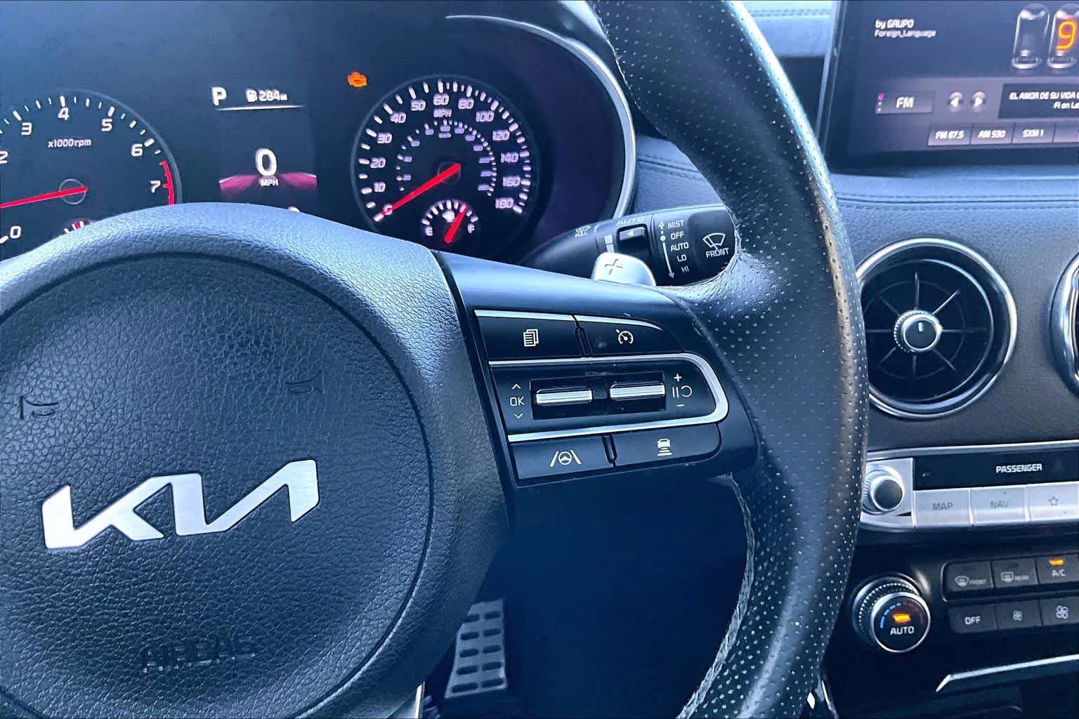 Used 2022 Kia Stinger GT-Line RWD image 24