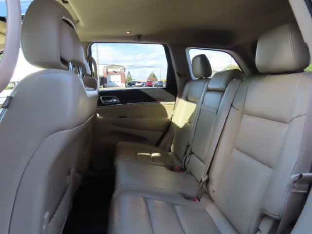 Used 2018 Jeep Grand Cherokee Limited w/ Trailer Tow Group IV AWD/4WD image 25