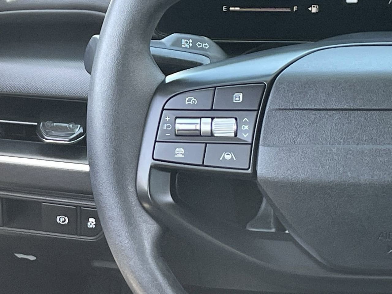 Certified 2025 Kia K4 FWD image 21