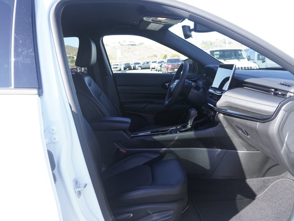 Certified 2026 Jeep Compass Latitude AWD/4WD image 26