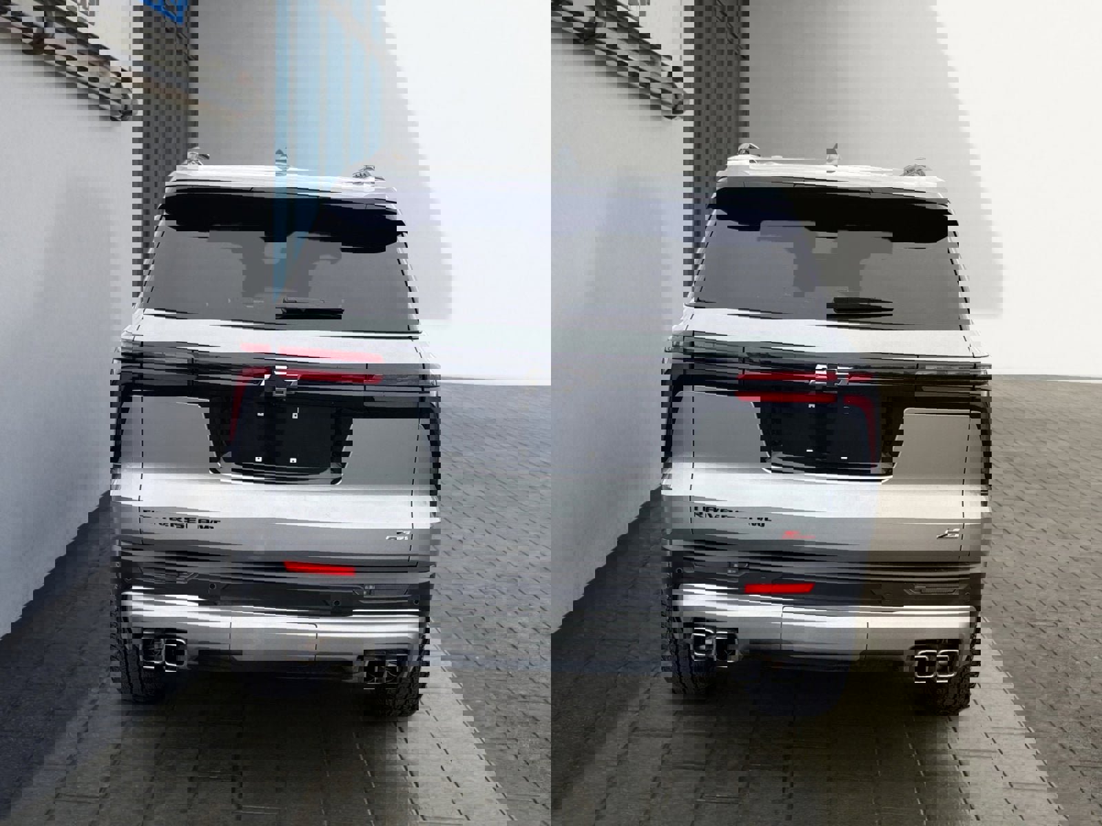 Used 2025 Chevrolet Traverse Z71 w/ Driver Confidence Package image 4