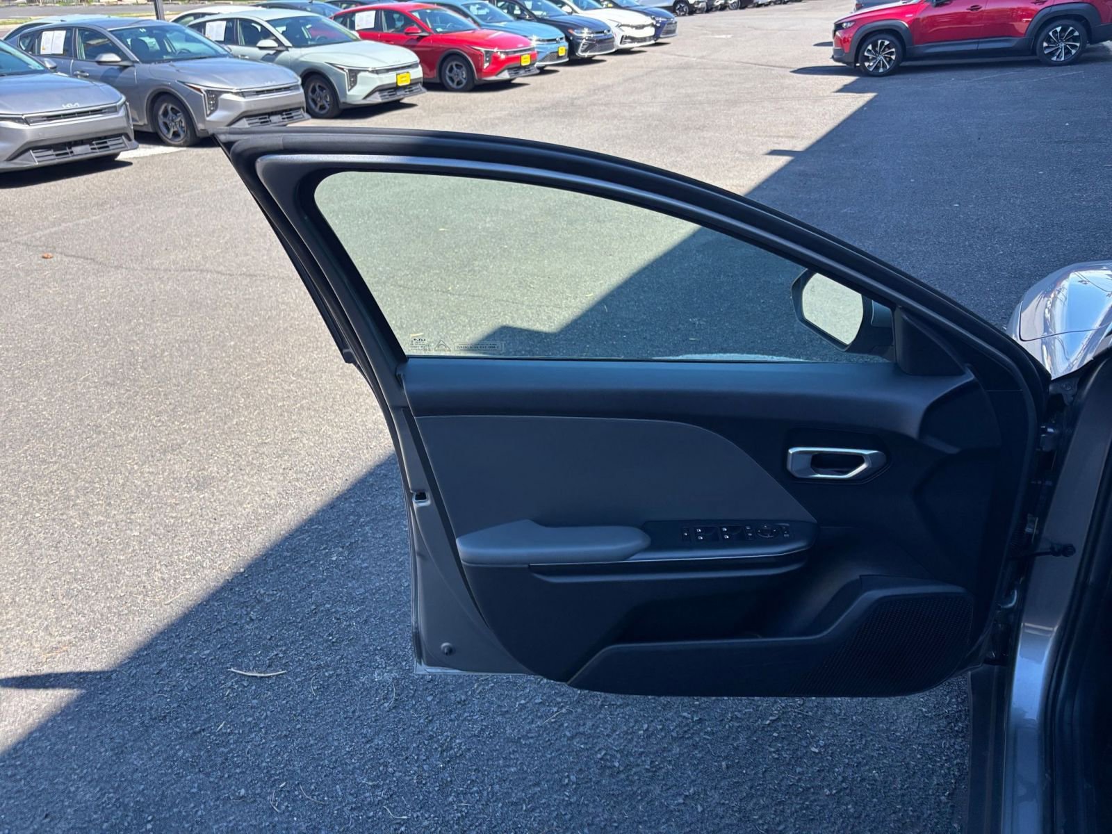 Used 2025 Kia K4 FWD image 18