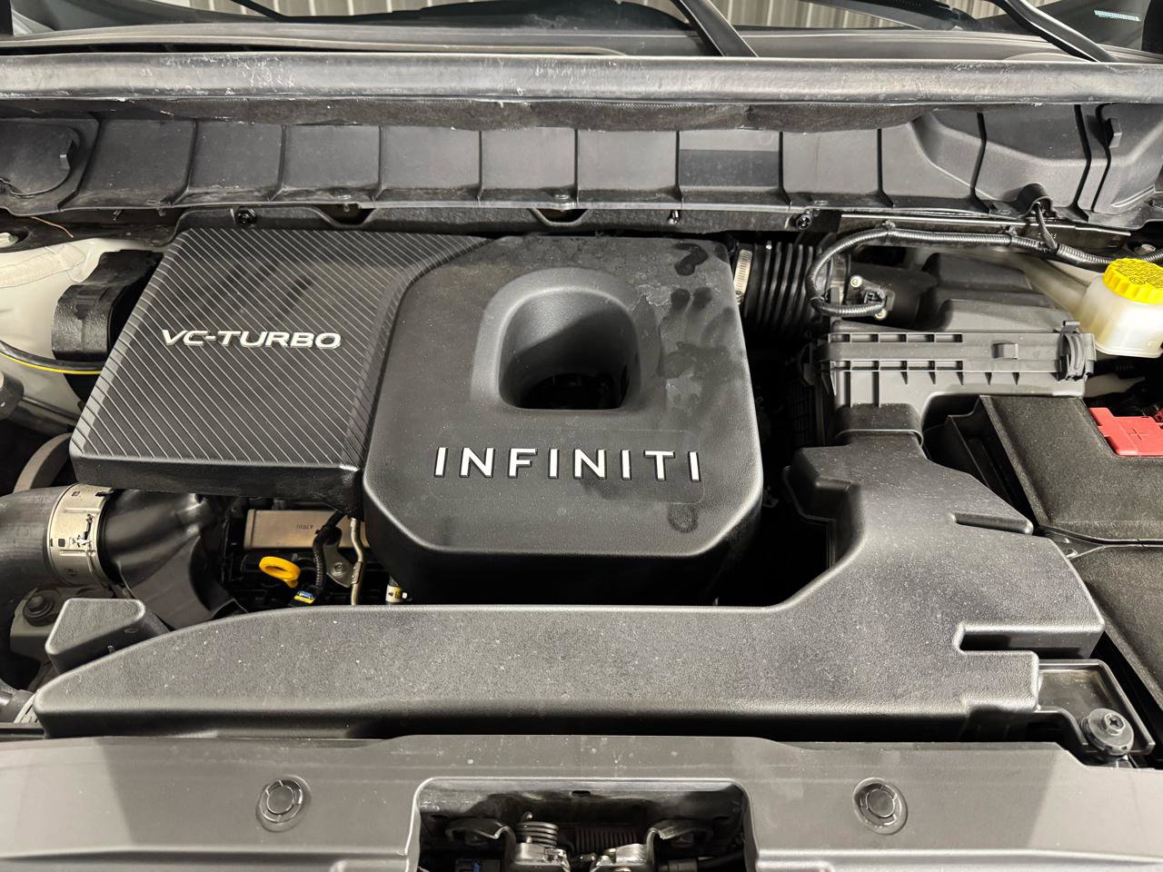 Used 2025 INFINITI QX60 Luxe AWD/4WD image 9