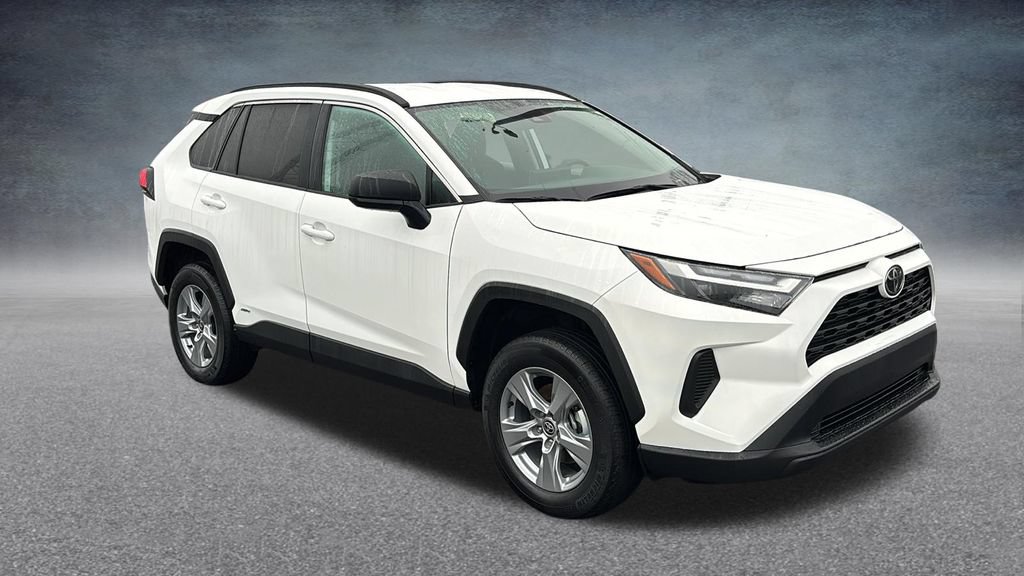 Used 2025 Toyota RAV4 LE AWD/4WD image 2