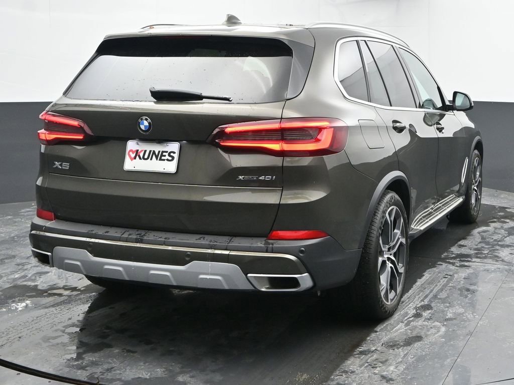 Used 2023 BMW X5 xDrive40i w/ Premium Package image 9