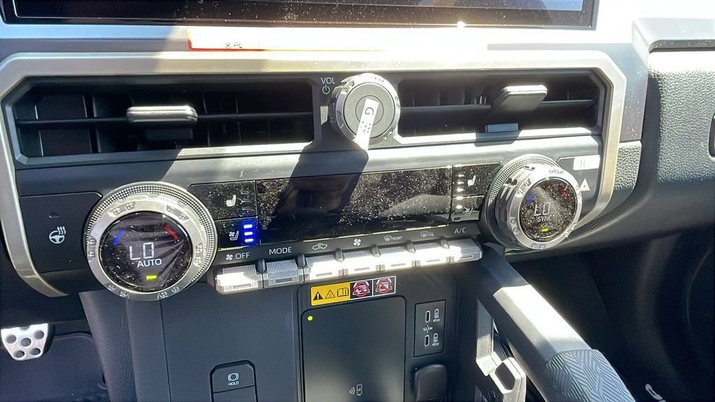 New 2026 Toyota Tacoma TRD Sport w/ TRD Sport Premium Package AWD/4WD image 20