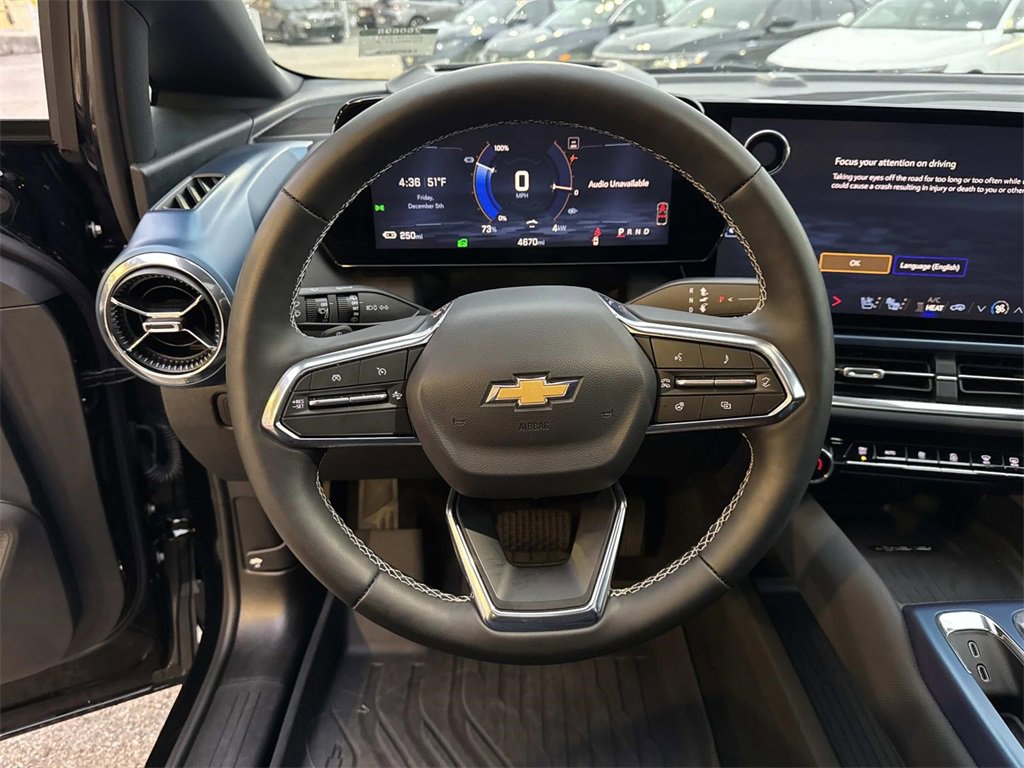 Used 2025 Chevrolet Equinox EV LT w/ Convenience Package II image 22