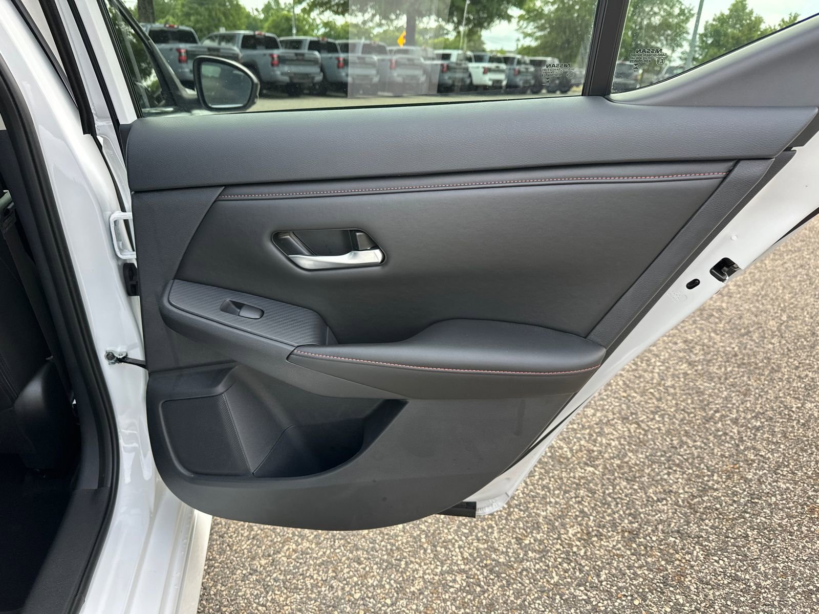 Certified 2025 Nissan Sentra SR w/ SR Premium Package FWD image 14