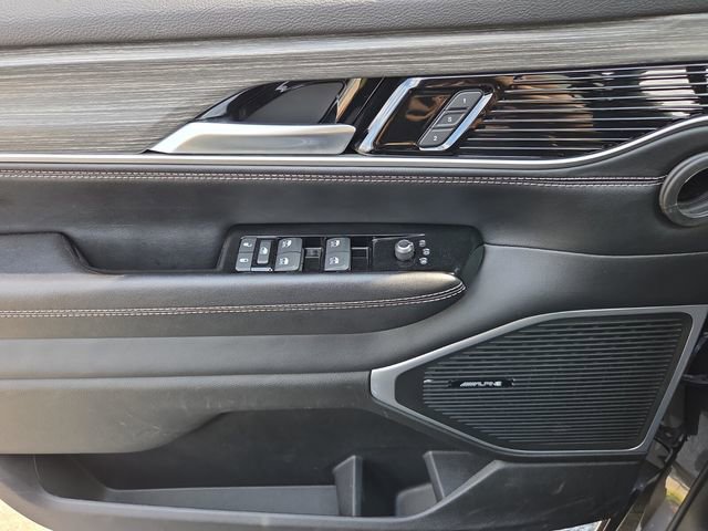 Used 2024 Jeep Wagoneer Series II image 24