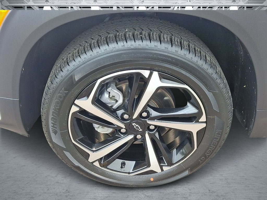 Certified 2022 Chevrolet TrailBlazer RS w/ Technology Package AWD/4WD image 10