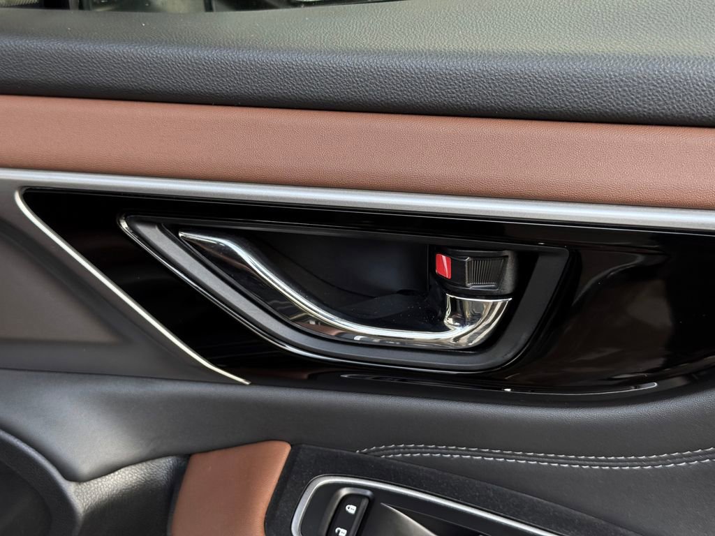 Used 2022 Subaru Outback Touring XT w/ Popular Package #2 image 28