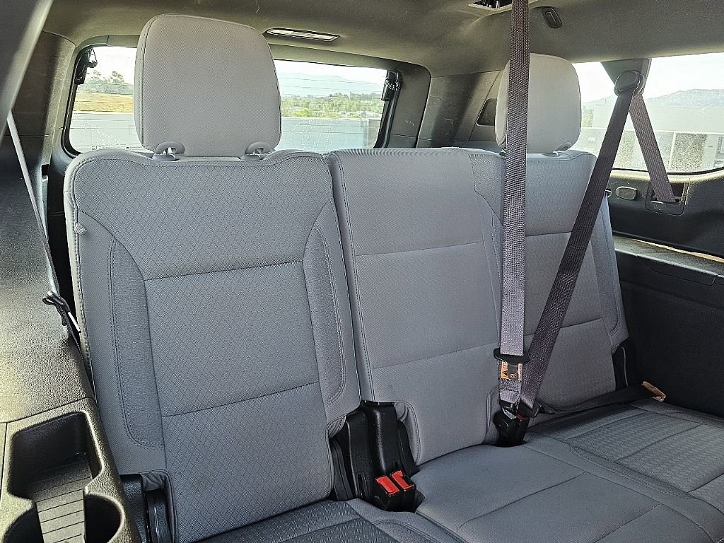 Used 2022 Chevrolet Suburban LS w/ Driver Alert Package AWD/4WD image 19