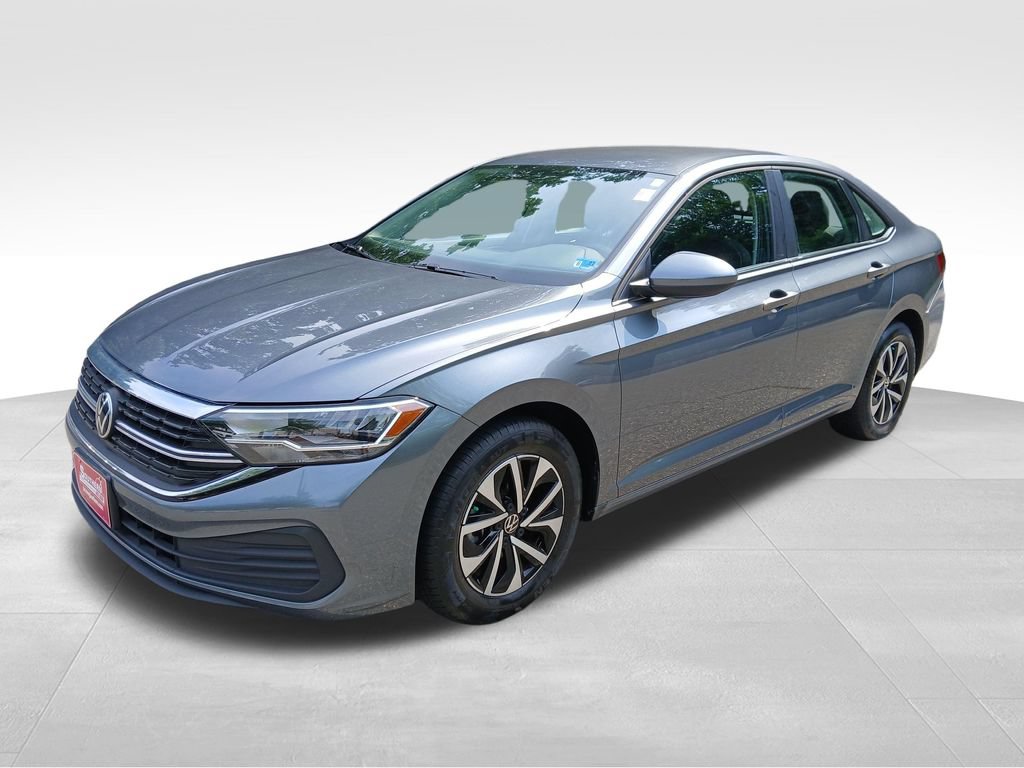 Used 2023 Volkswagen Jetta S w/ Driver Assistance Package FWD image 3