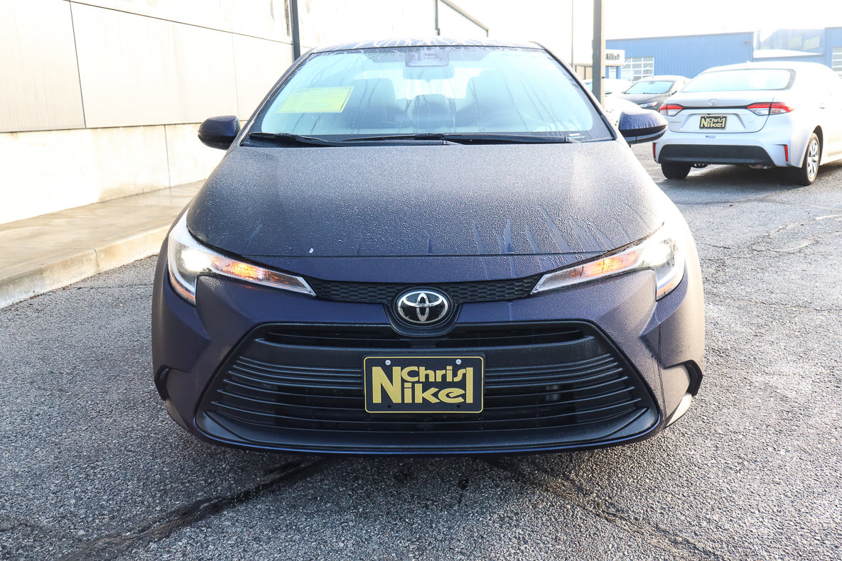 Used 2024 Toyota Corolla LE image 2