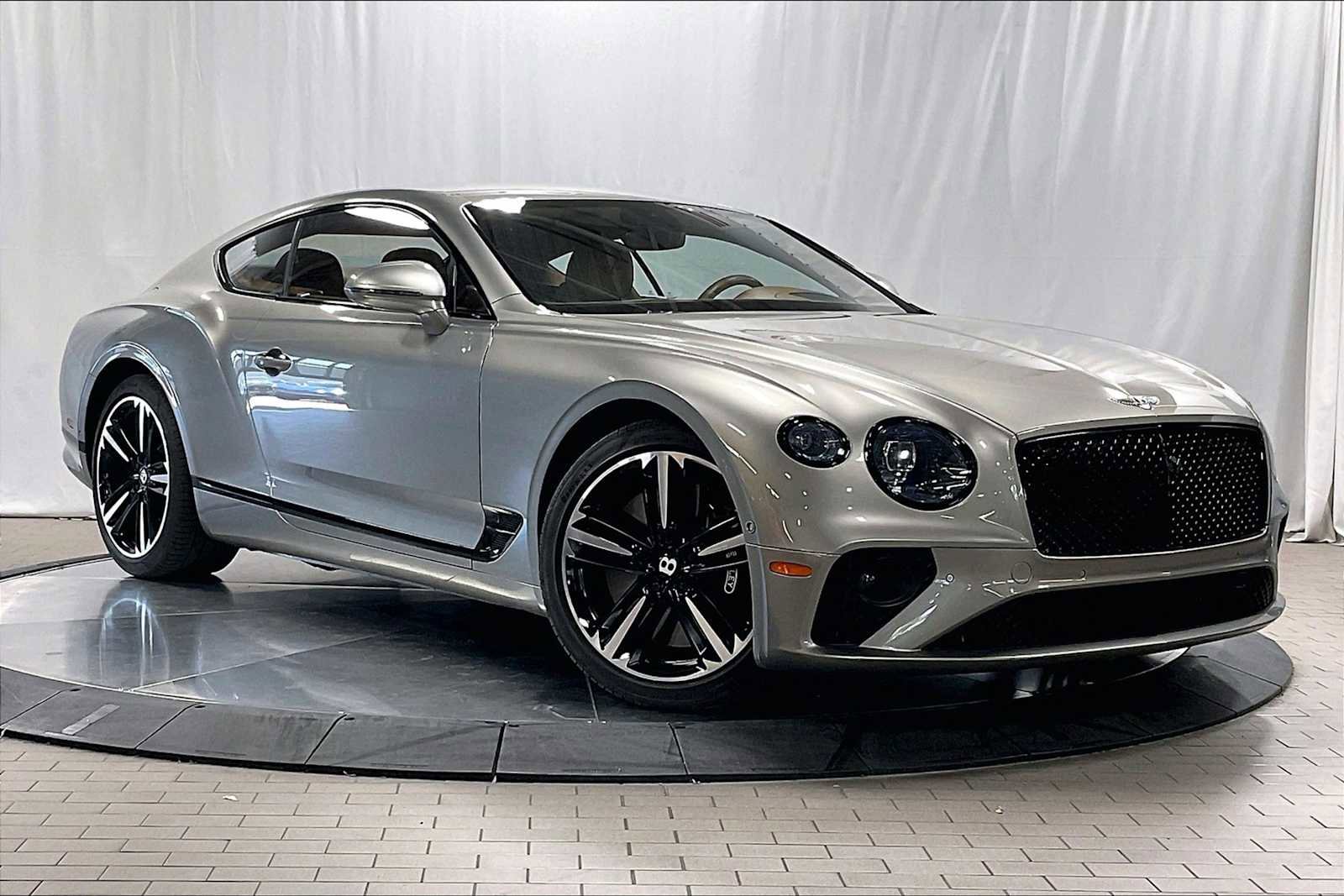 Used 2022 Bentley Continental GT image 12