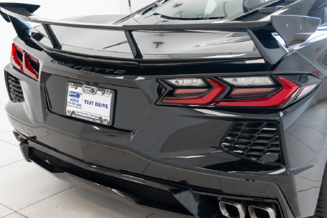 Used 2021 Chevrolet Corvette Stingray Preferred Cpe w/ Z51 Performance Package RWD image 37