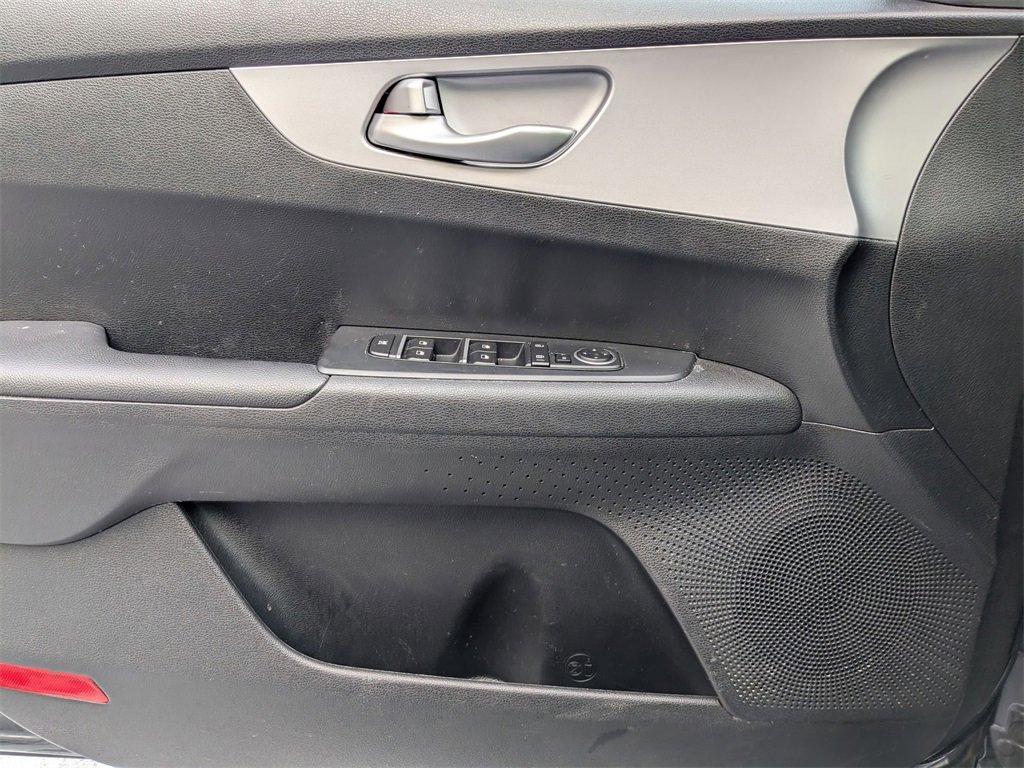 Used 2024 Kia Forte LXS image 13