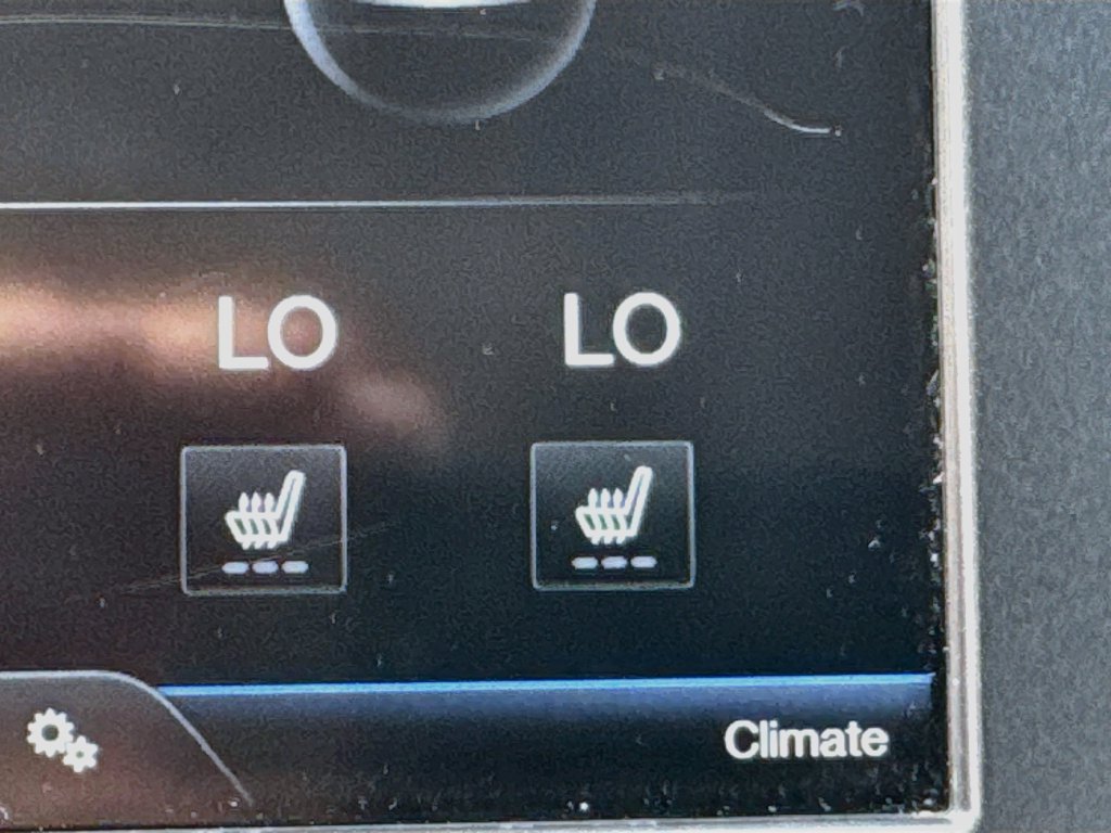 Used 2016 Lincoln MKZ FWD image 19