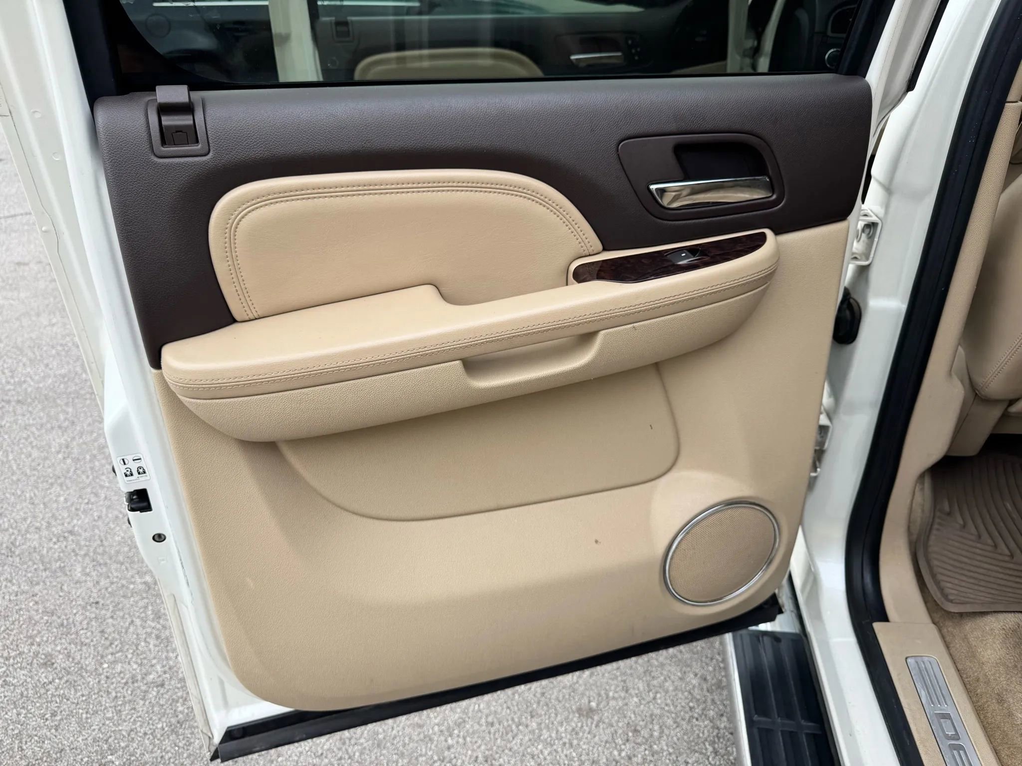 Used 2011 GMC Sierra 1500 Denali image 19