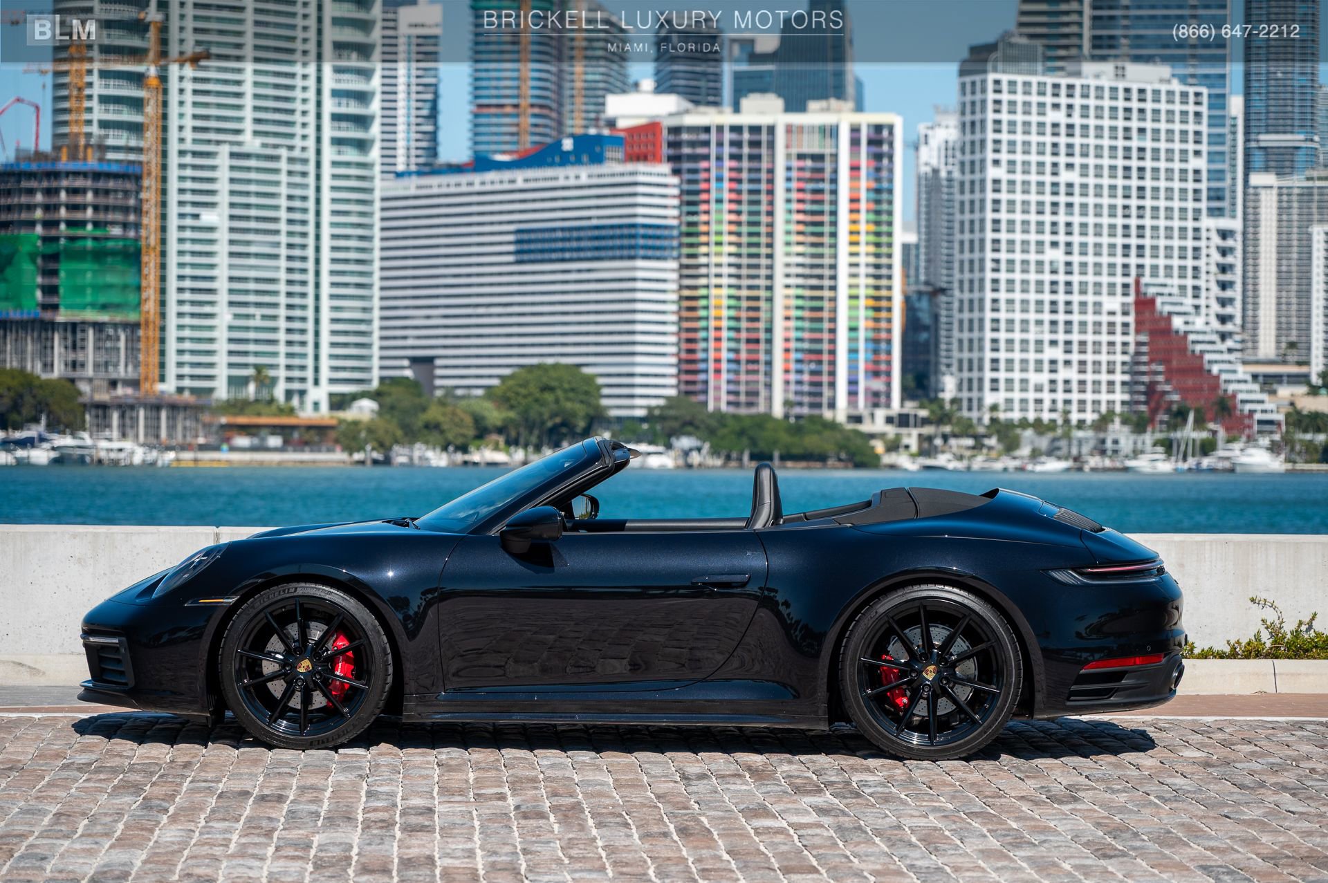 Used 2021 Porsche 911 Carrera 4S w/ Sport Package image 15