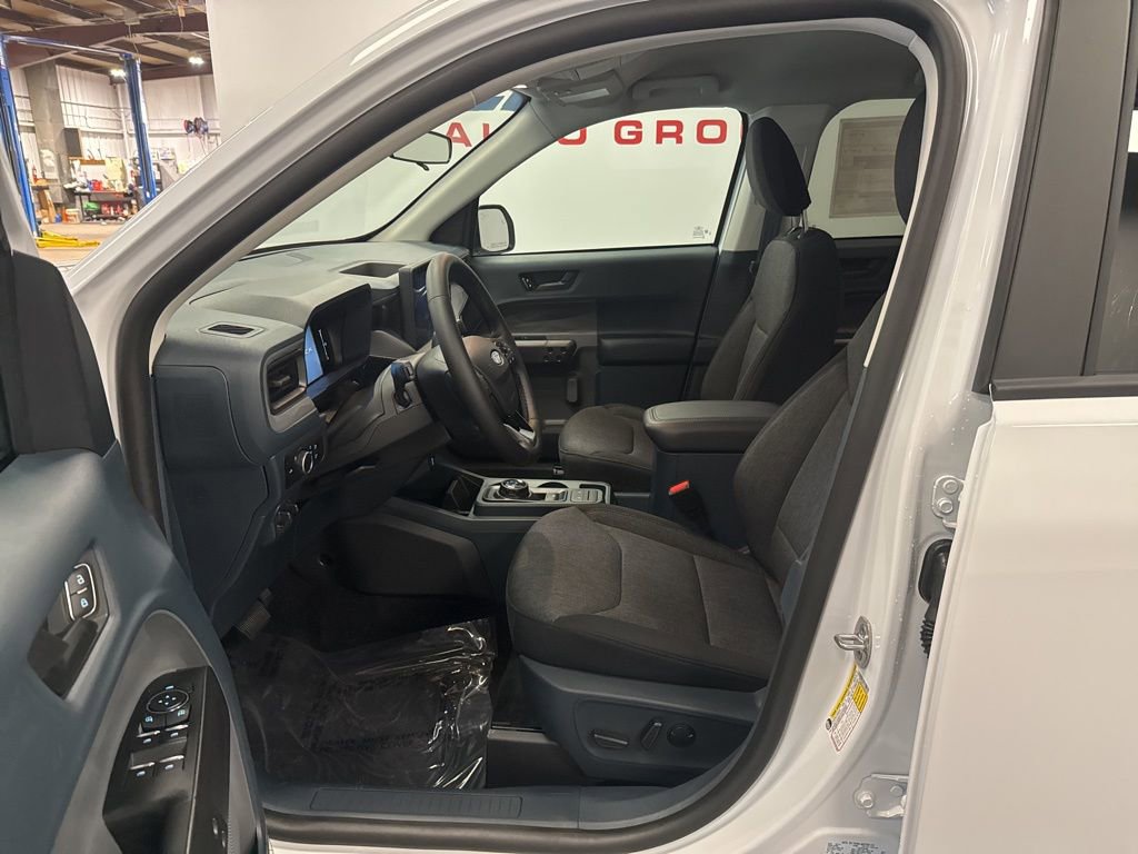 New 2025 Ford Maverick XLT w/ XLT Luxury Package image 16