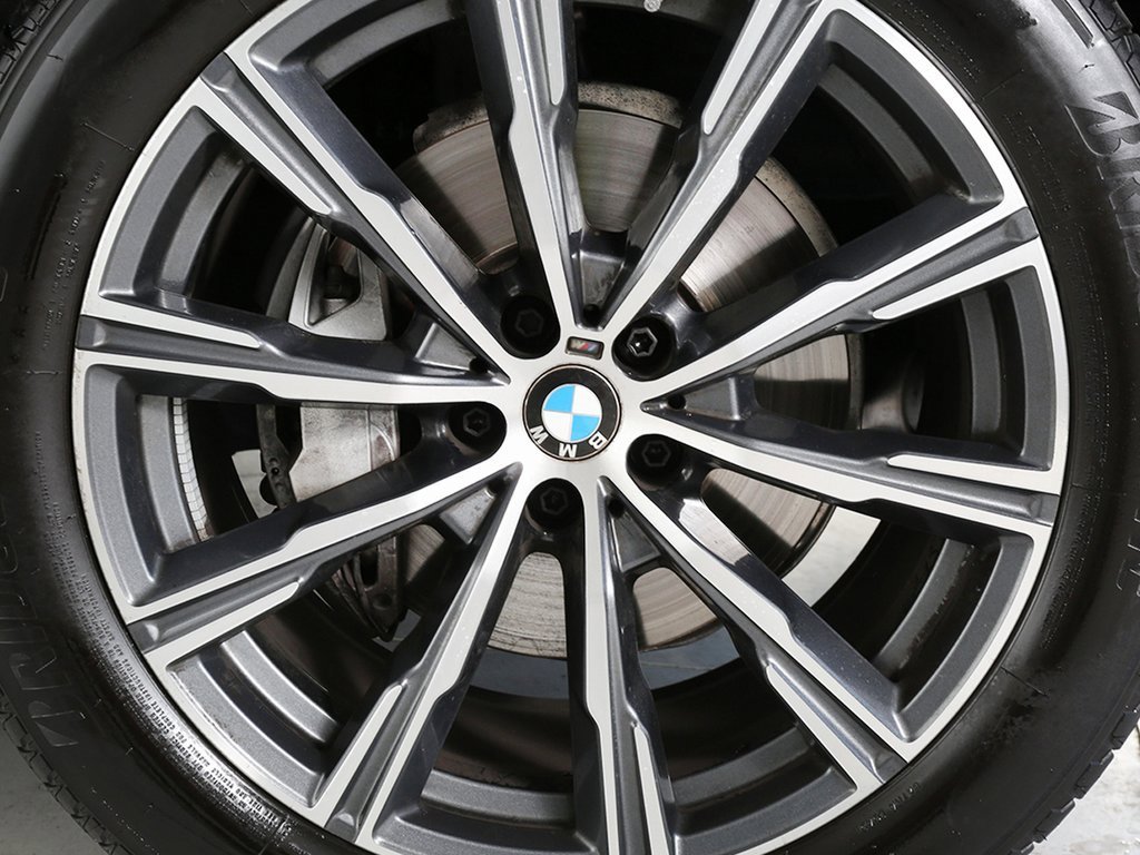 Used 2025 BMW X6 xDrive40i w/ Parking Assistance Package image 13