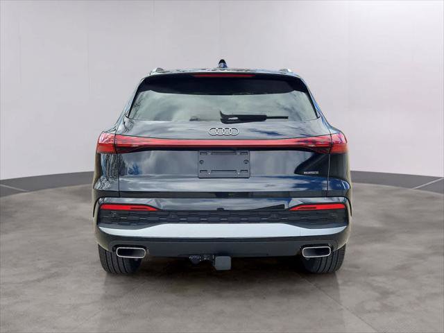 Certified 2025 Audi Q5 Premium AWD/4WD image 5