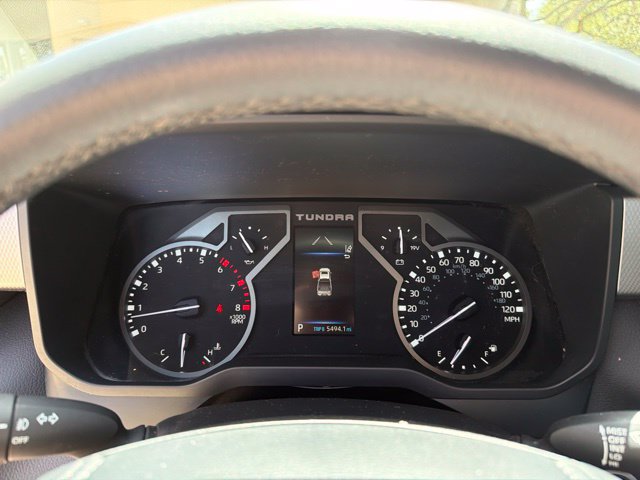 Used 2022 Toyota Tundra Limited AWD/4WD image 9