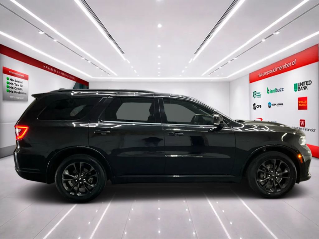 Used 2023 Dodge Durango R/T RWD image 9