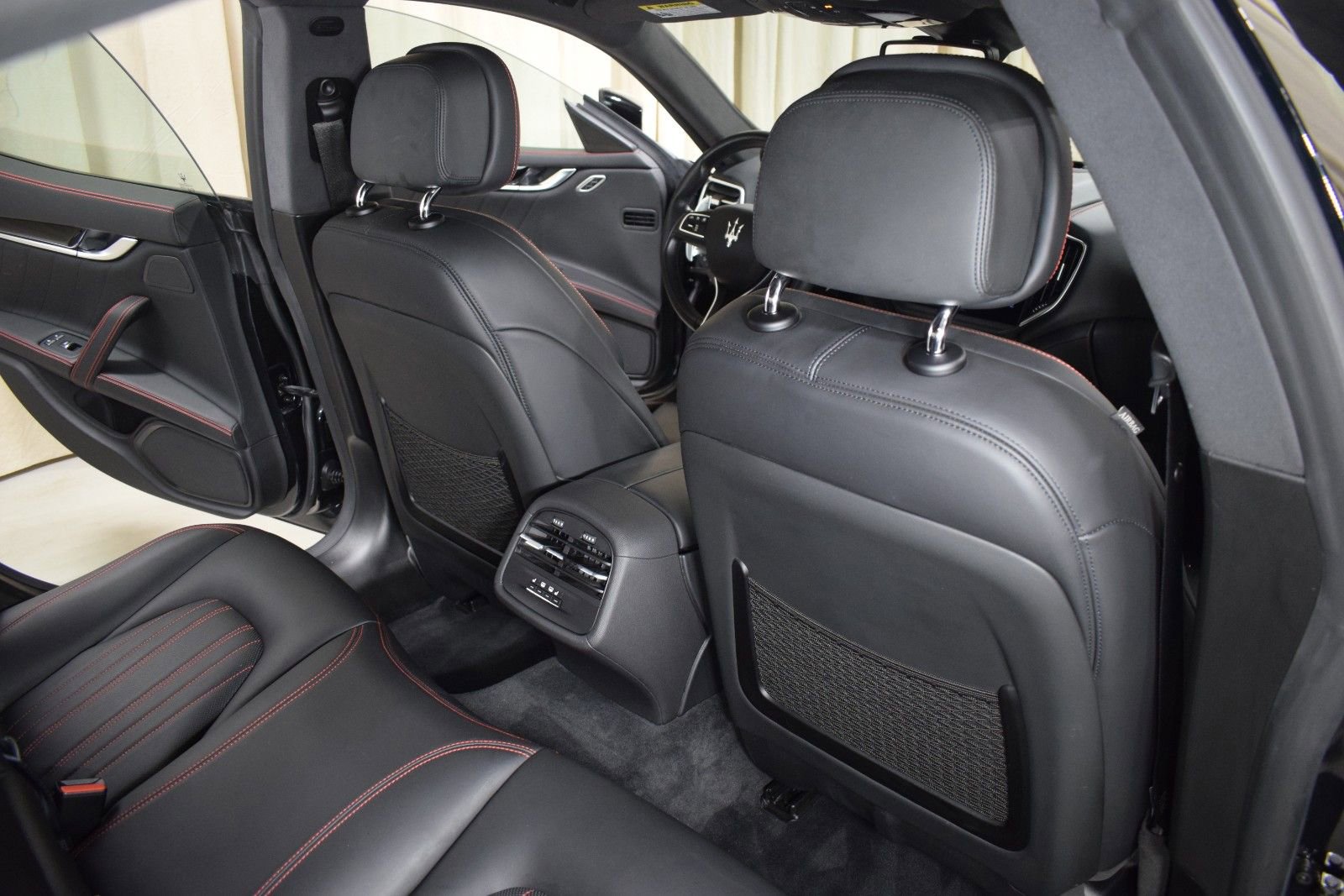 Used 2022 Maserati Ghibli Modena Q4 image 19