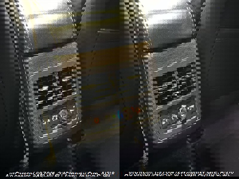 Used 2017 Toyota Avalon Limited w/ Carpet Mat Package image 28