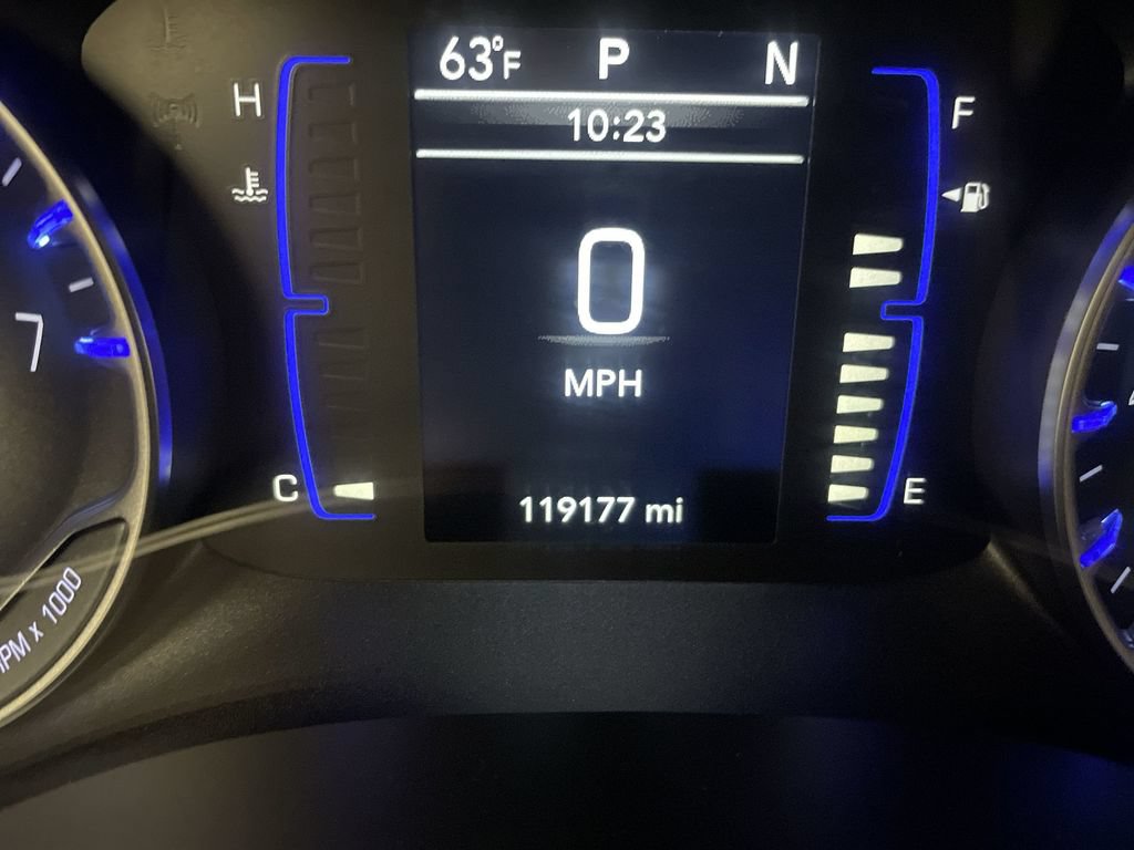 Used 2018 Chrysler Pacifica Touring Plus w/ S Appearance Package FWD image 6